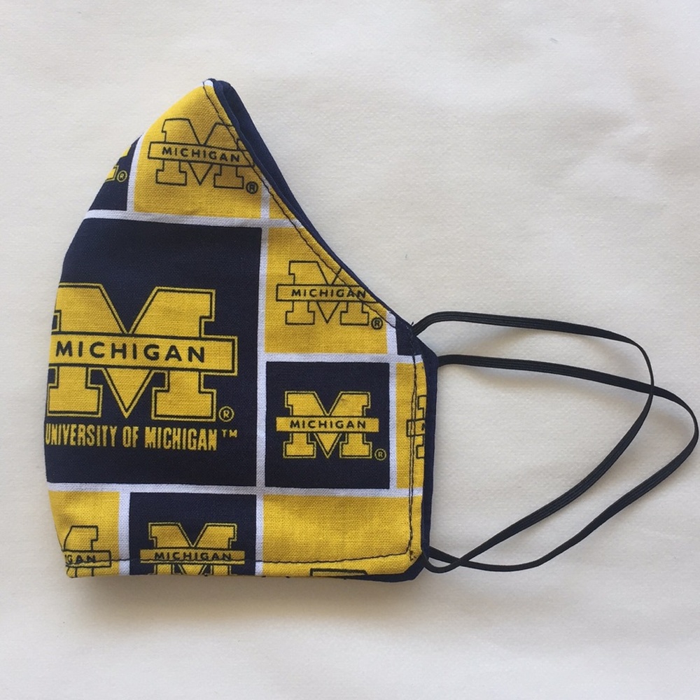 Michigan UofM  Mask